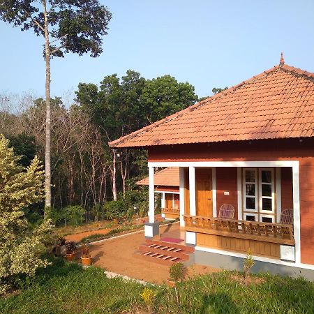 Tranquil Farms Βίλα Manimala Εξωτερικό φωτογραφία